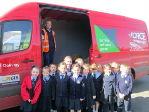 Mr Justin Hill (Parcelforce) visits Primary Two 